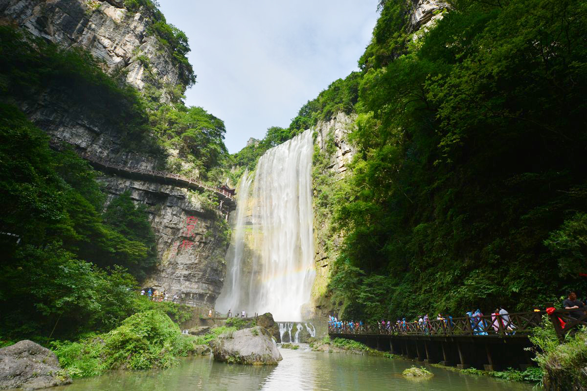 湖北第一、全國第四的三峽大瀑布